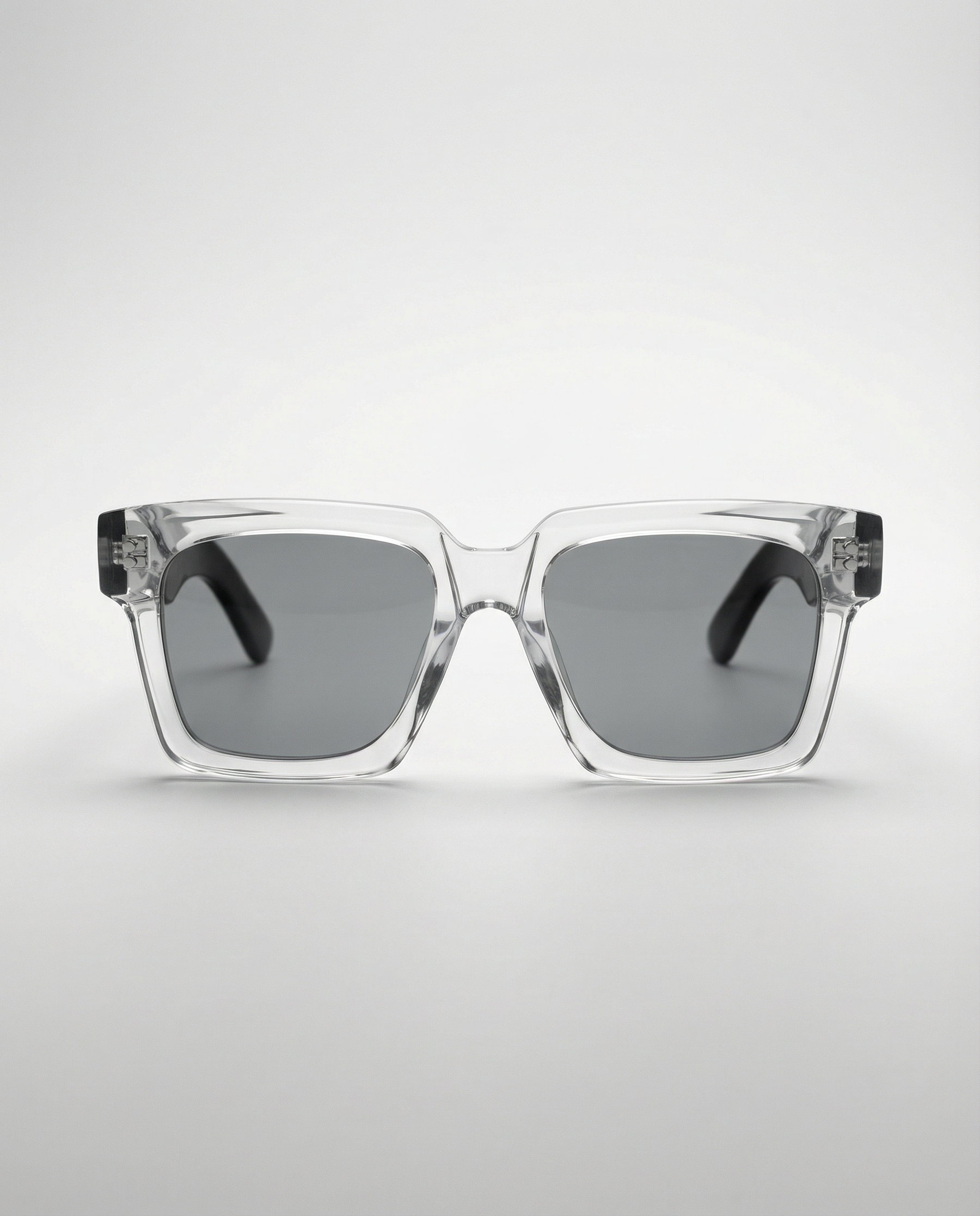 YouNick Big Star Fusion transparent-black sunglasses, studio view of the wide front